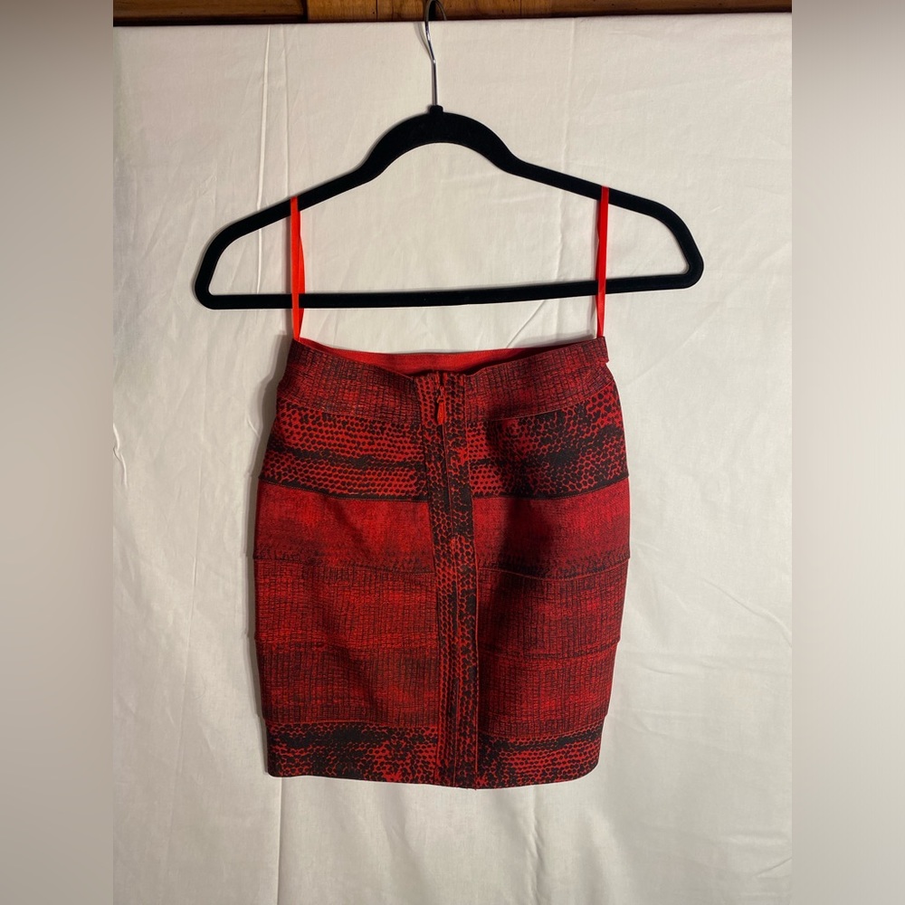 Mini Skirt - Picture 2 of 2